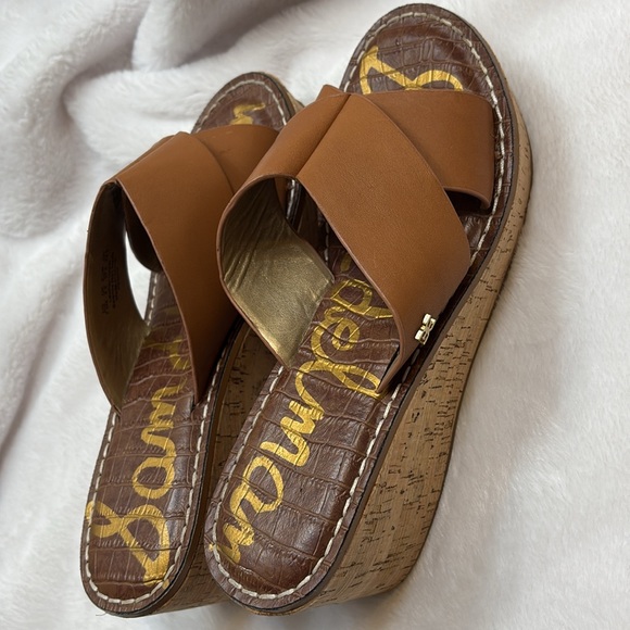 Sandals - Picture 4 of 6